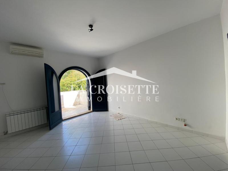Appartement S+3 avec jardin à Gammarth